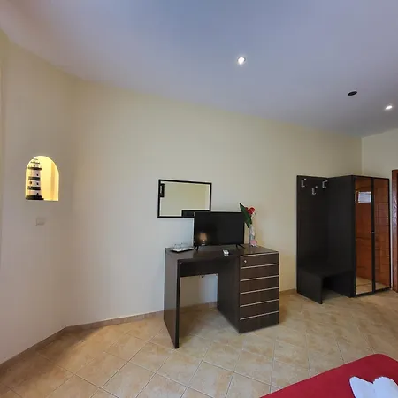 Casa Esy 3*