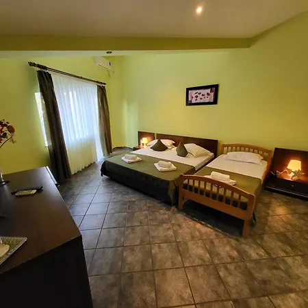 Casa Esy بيت ضيافة 3*