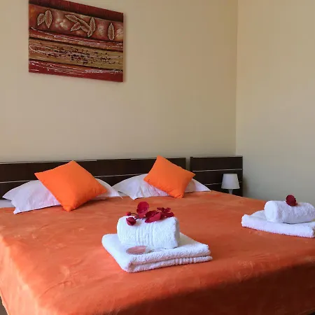 Casa Esy ゲストハウス エフォリエ・ノルド