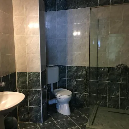 Guest house Casa Esy 3*